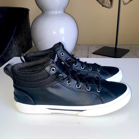 Sperry Shoes - SPERRY PIER WAVE HIGH-TOP SLIP ON SNEAKER-